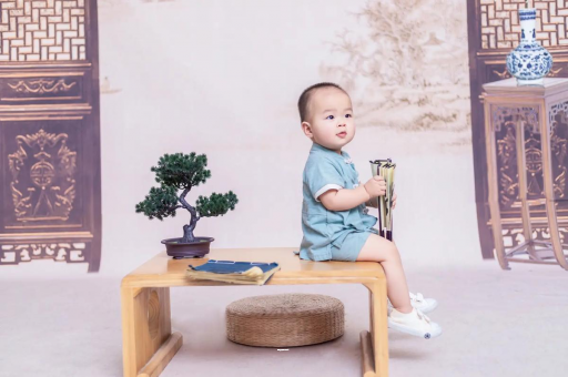 衡东宝宝打喷嚏流清水鼻涕
